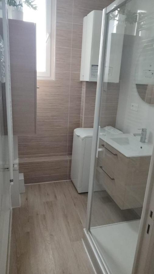 Апартаменты Logement Place D'Erlon Hypercentre Avec Balcon Реймс Экстерьер фото