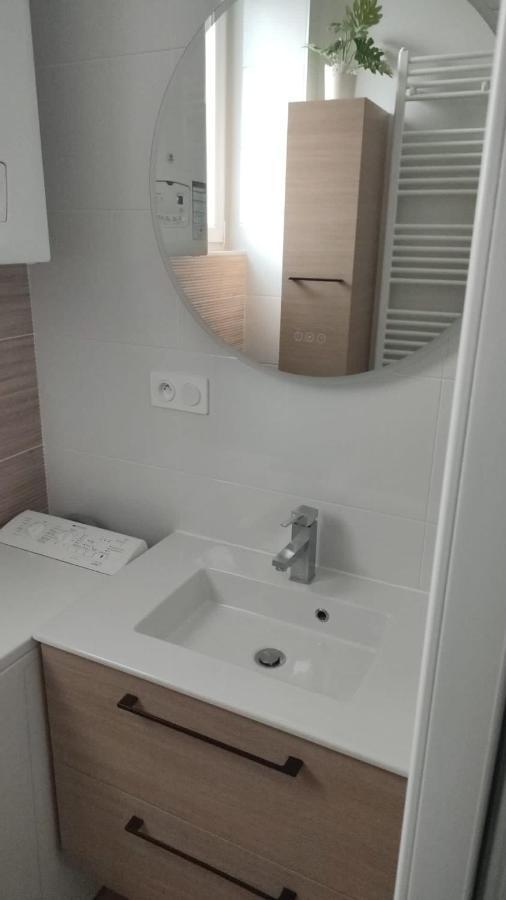 Апартаменты Logement Place D'Erlon Hypercentre Avec Balcon Реймс Экстерьер фото